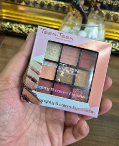 9 Color shimmer Eyeshadow Palette