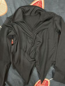 Chic Black Ruched Long Sleeve Top