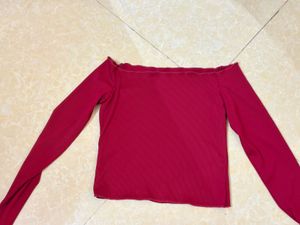 Off-Shoulder Ribbed Crop Top