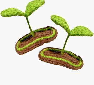 Crocheted Plant Sprout hair clip