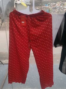 Red Printed Leggings