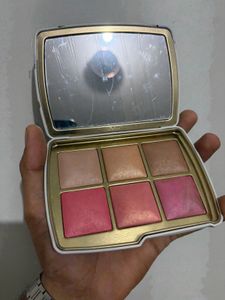 Hourglass Ambient Lighting Palette shade swan