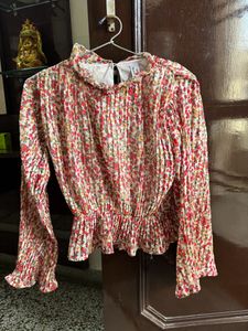 A Casual Multicolour Clinched Waist Top