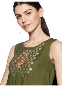 Aurelia sleeveless kurta