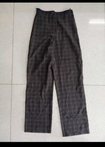 Chic Plaid Pants