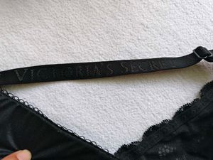 Victoria's secret:Black Lace Racerback Bra