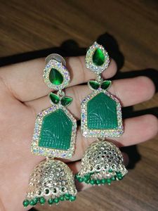 Stunning Emerald Green Jhumka Earrings