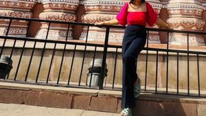 magenta tube top with puffy bell sleeves