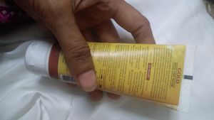 Globus Naturals Gold Peel-Off Mask