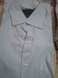 Bundle of 4 Men's Shirts