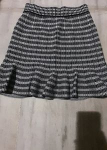 Woollen Short Flared Skirt
