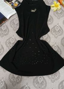 Chic Black Sleeveless Cutout Dress