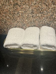 4 Small Hand Napkin Cotton Towels