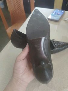 Fendi Black Leather Heels