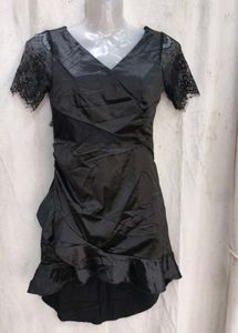 968. Chic Black Lace Sleeve Dress