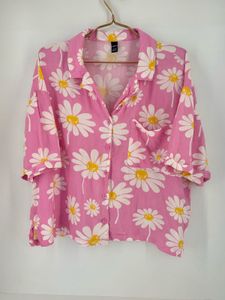 Pink Daisy Print Button-Up Shirt