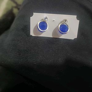 Elegant Stud Earrings - Simple &amp; Timeless