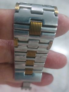 Vintage Titan analog quartz wrist watch