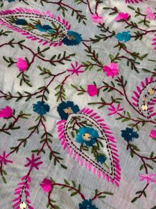 Cream Saree with Floral Embroidery
