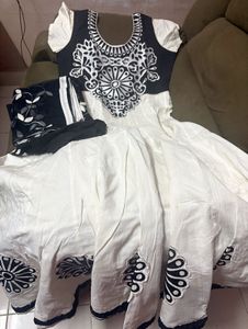 Elegant White & Black Kurta Set- never used