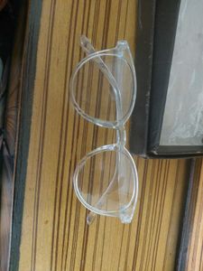 Clear Frame Round Glasses