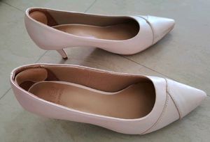 White Pumps