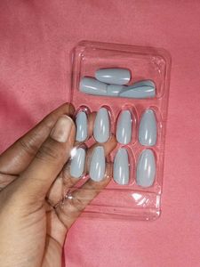 Fake nails