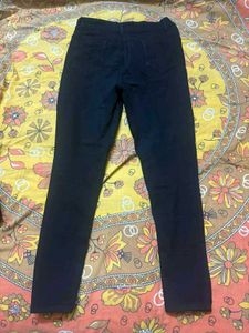 Black Skinny Jeans