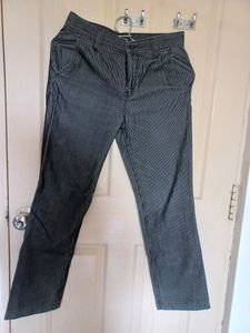 Black trouser pant style self lines jeans