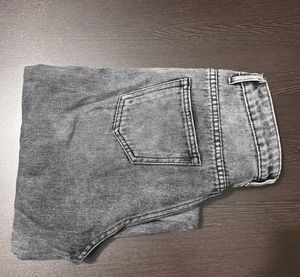 Stylish Washed Grey Denim Jeans