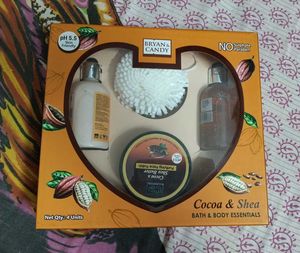 Bryan & Candy Cocoa & Shea Bath Essentials Set