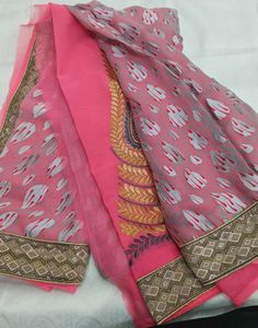 Stylish Pink Brasso sare