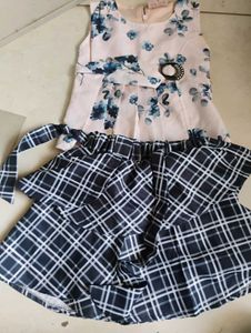 Cute Floral &amp; Plaid Dress Set