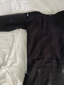Elegant Black Embroidered Kurta
