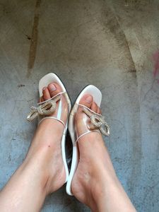 White Heel