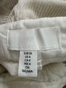 WHITE PANTS - Stylish H&amp;M Corduroy Pant