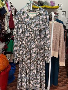 Floral Print Tiered Midi Dress