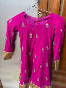 Vibrant Pink Kurta with Gold Embellishments