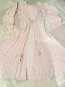 🎀 Elegant Peach Floral Gown 😍