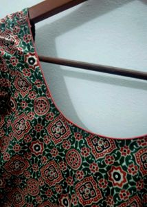 Ajrakh printed kurta with lining