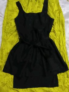 Chic Black Sleeveless Mini Dress