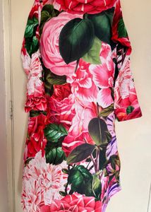 Bold Floral Print Kurta