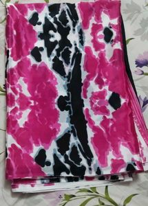 Stylish Abstract Print Saree