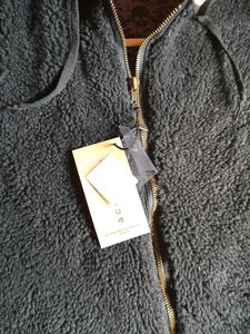 New With TAG JACKET FOR 6-10 Year Old Girl