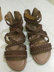 Sandals.No Return Refund