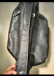 Chic Black Textured Shoulder Bag
