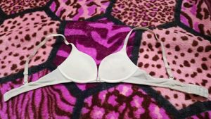 m&s brand bra white colour