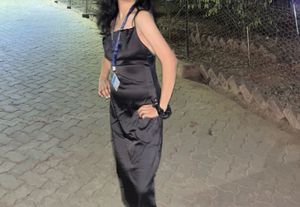 Elegant Black Backless Maxi Dress