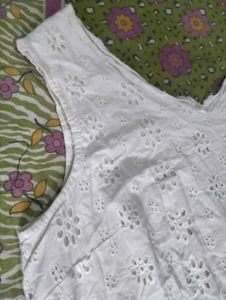 Chic White Eyelet Sleeveless Top