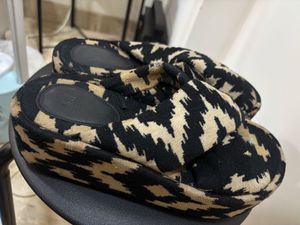 Stylish Platform Flip-Flops (37)